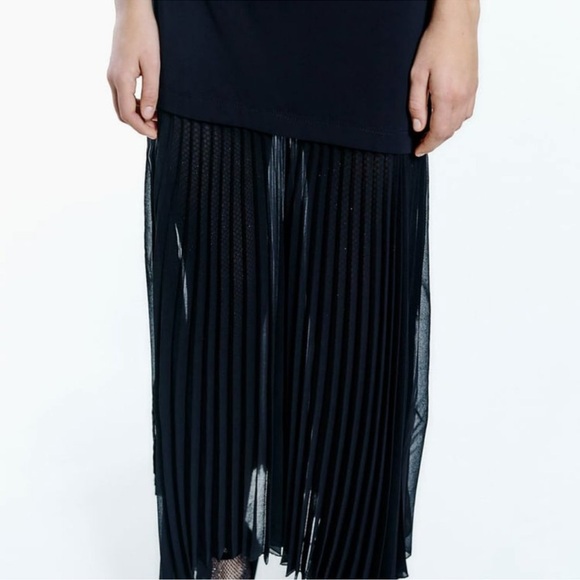 NEW! Zara Black Asymmetrical Pleated Dress - Picture 4 of 13